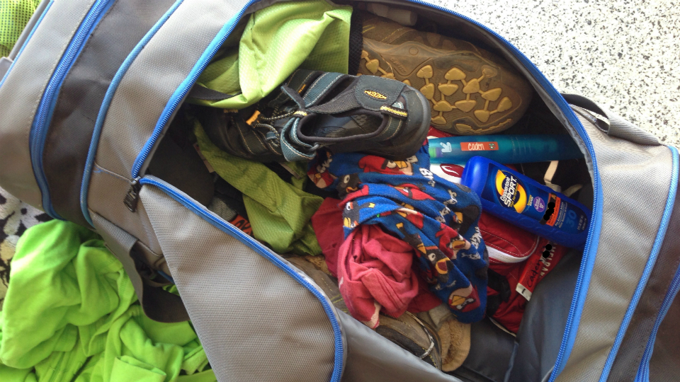 Duffels are basically suitcases with terrible weight distribution. (AngryJulieMonday / Flickr)